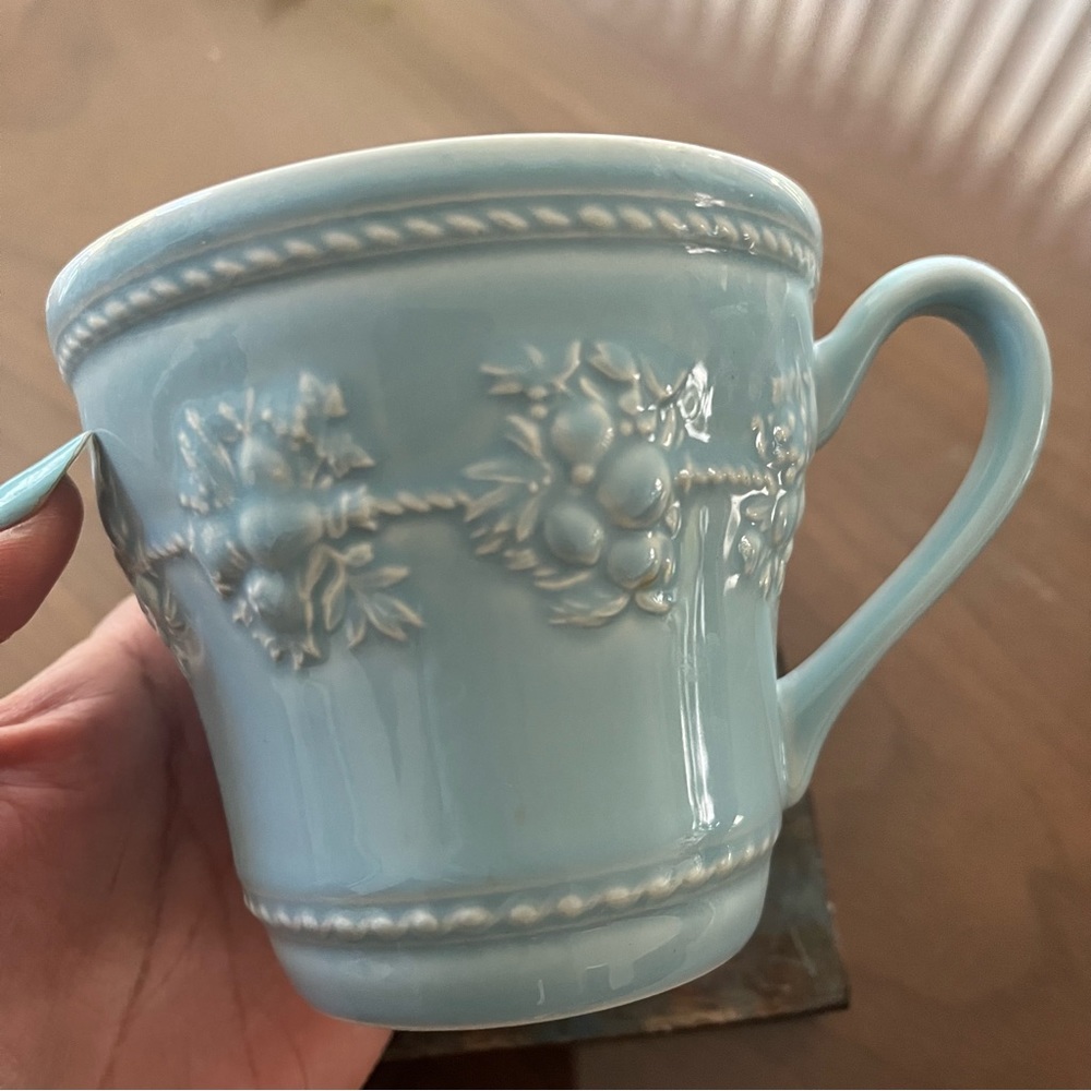 Wedgwood Queen’s Ware Festivity Blue Coffee Tea Mug